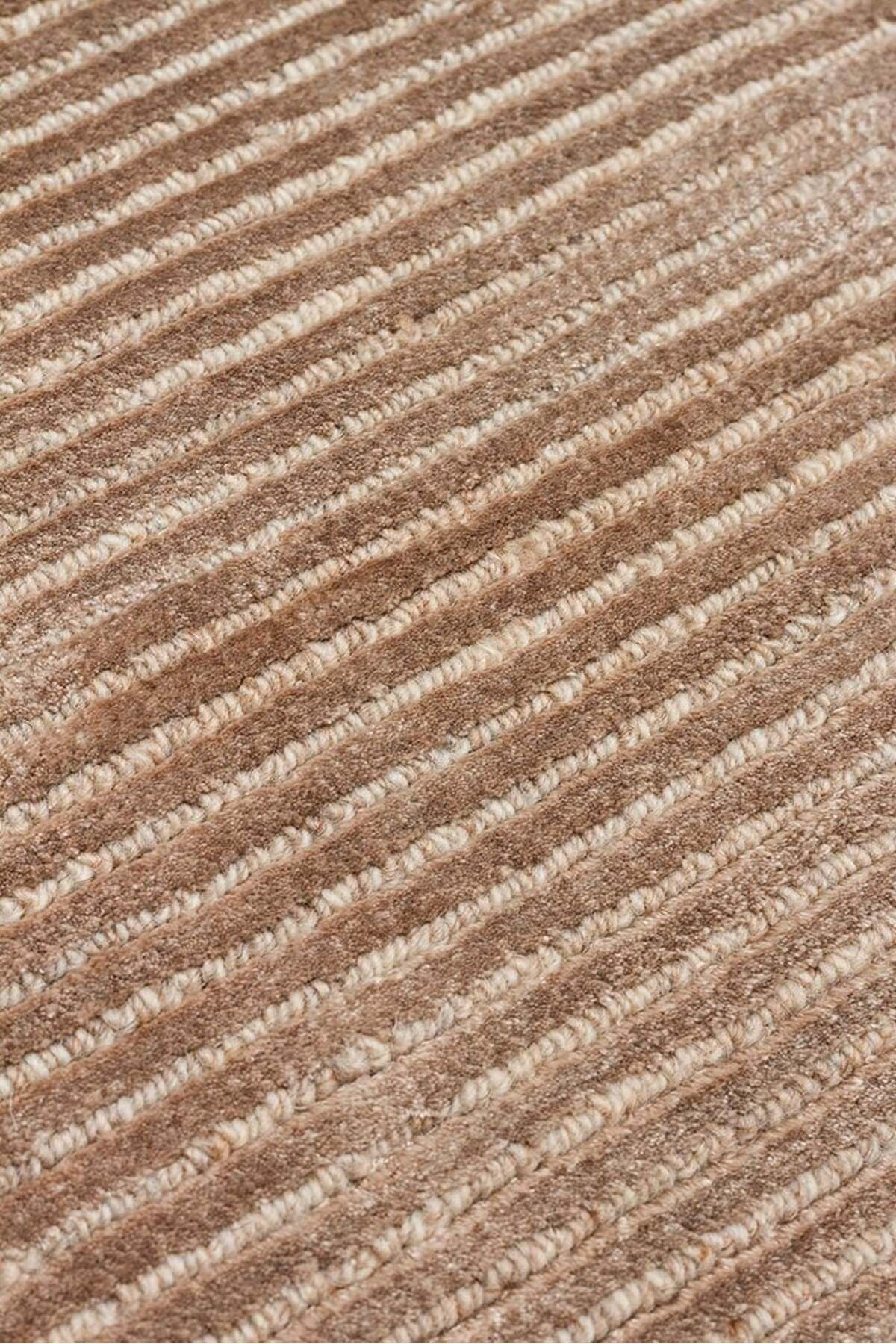 Siena Brown El Dokuma Teknikleriyle Özenle Üretilmiş, Doğal Bambu, Yün Karışımlı Salon Halısı - Kahverengi
