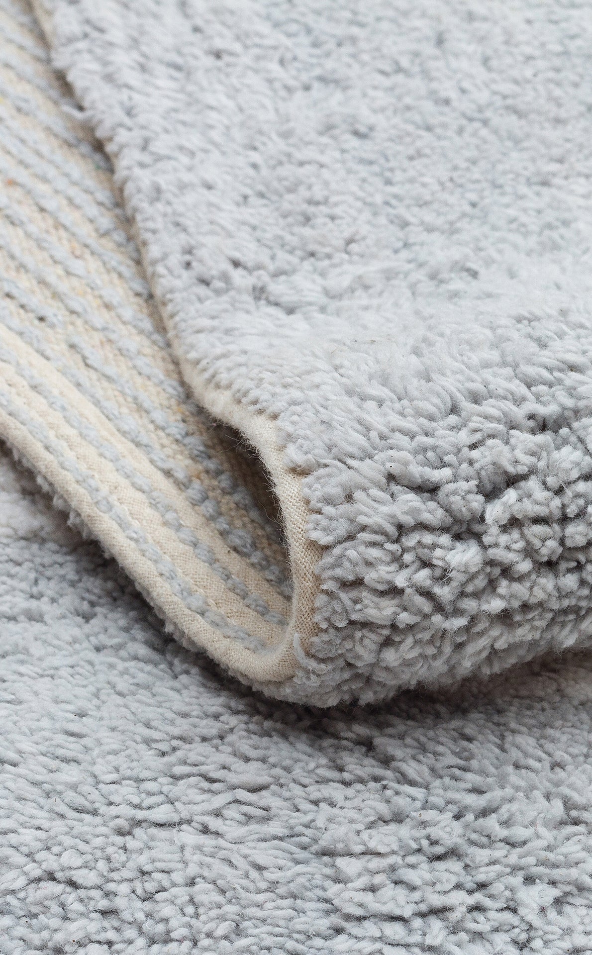 Bonny Mavi Desenli Pamuk İçerikli Yıkanabilir Kaydırmaz Taban Yumuşak Yüzeyli Çocuk Odası Halısı - Mavi