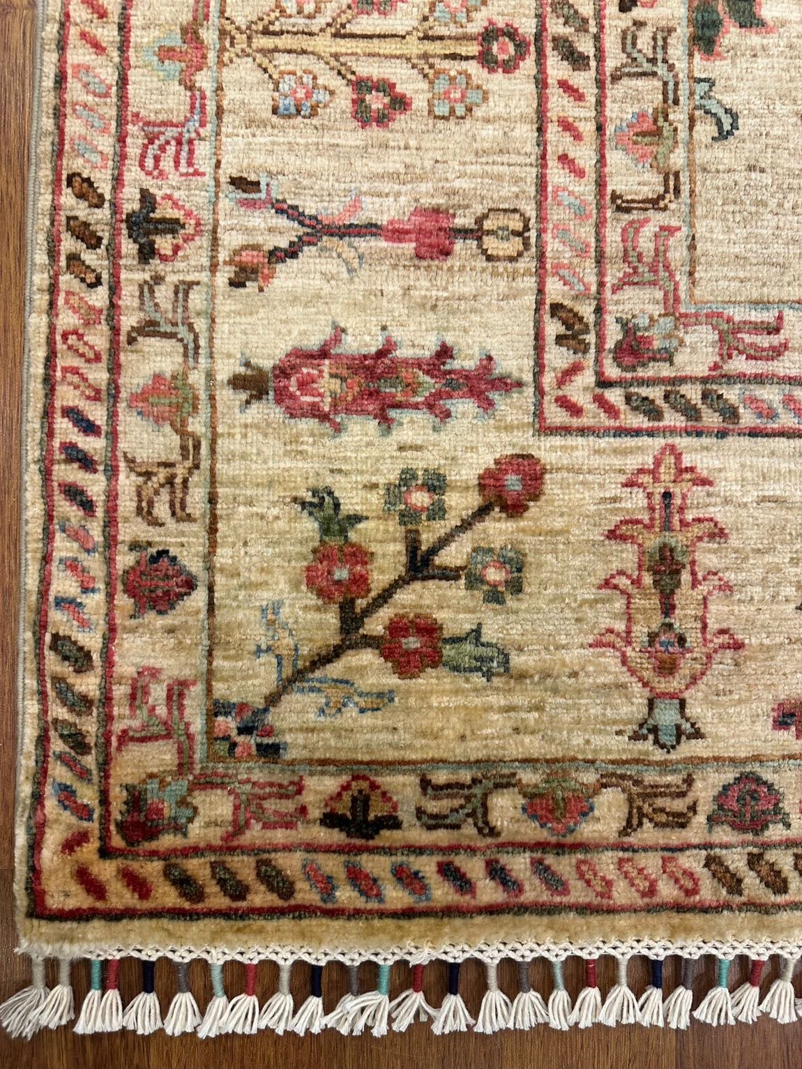 Sultani Bej El Dokuma Halı Geleneksel Anadolu Desenli Vintage Dekoratif Yün Salon Halısı - Bej