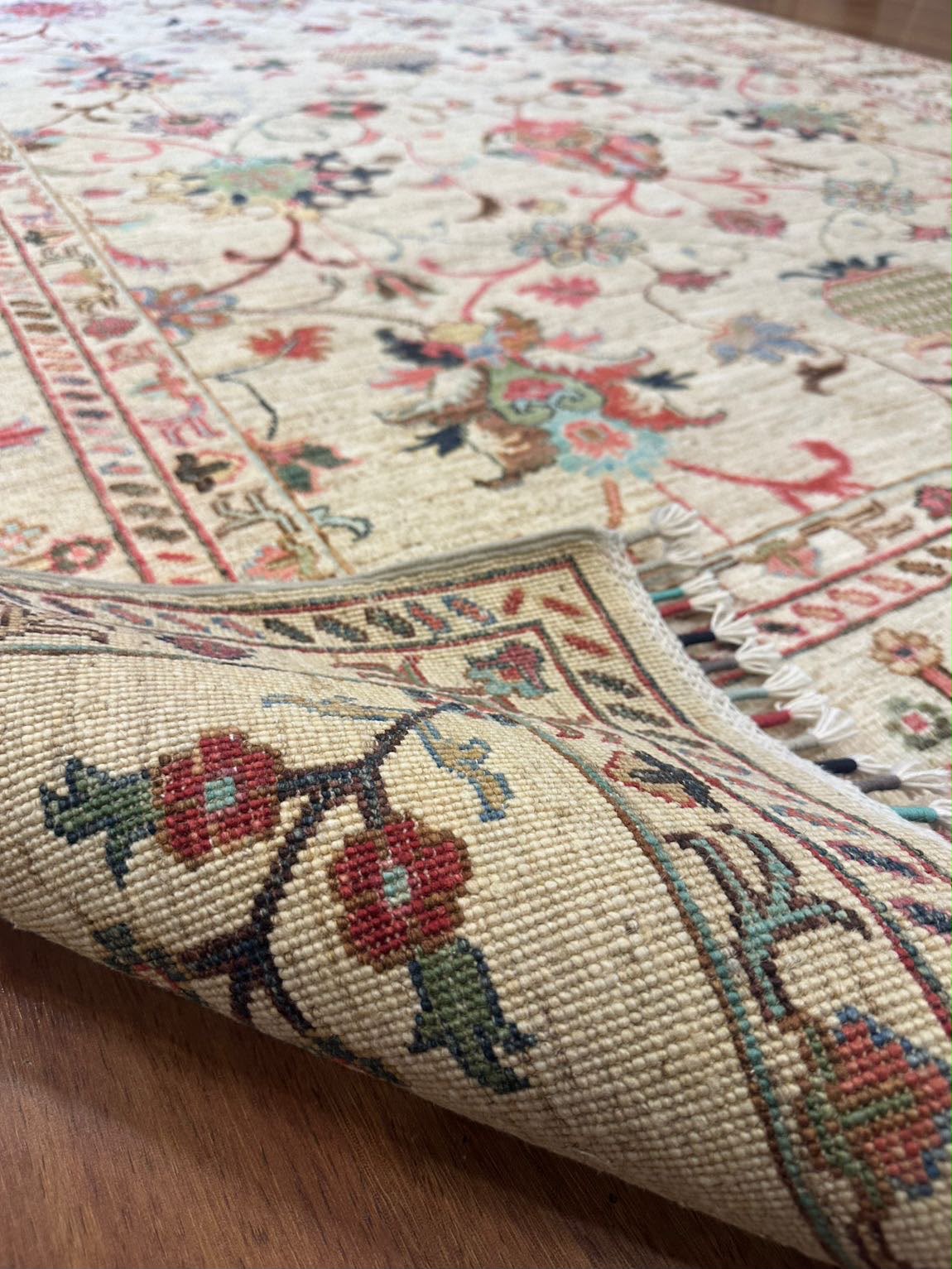 Sultani Bej El Dokuma Halı Geleneksel Anadolu Desenli Vintage Dekoratif Yün Salon Halısı - Bej