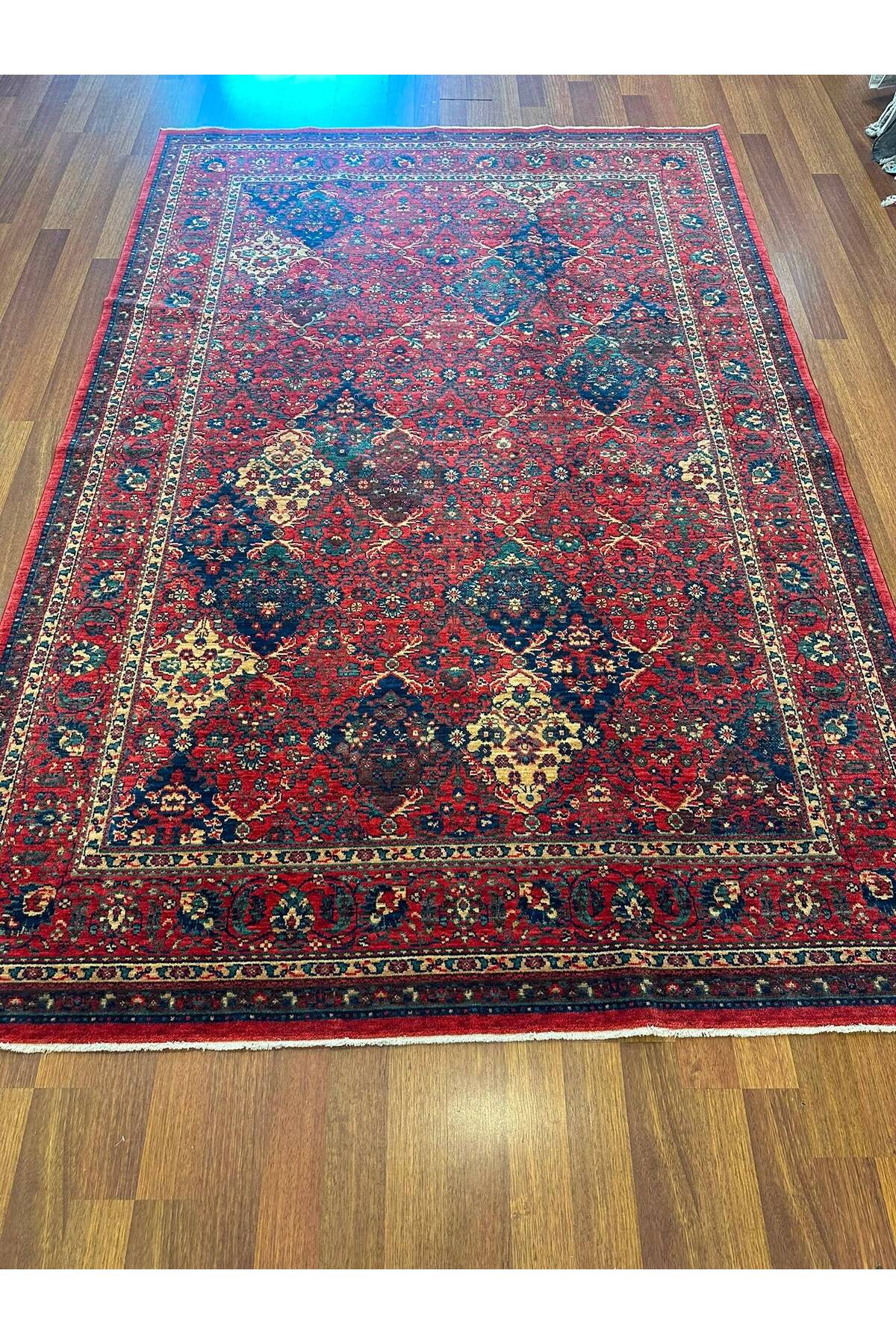 Geleneksel Desenli El Dokuma Halı Kırmızı Bordo Lacivert Madalyon Motifli Vintage Salon Halısı - Siyah