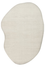 Vera Morfea Light Grey Asymmetrical Plain Rug, Non-shedding, Soft Touch, Modern and Stylish Living Room Rug - Grey 02