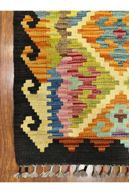 Miras Renkli Anadolu Etnik Desen Kök Boya El Emeği Doğal İplik Geleneksel Kilim Koleksiyonu - Yeşil