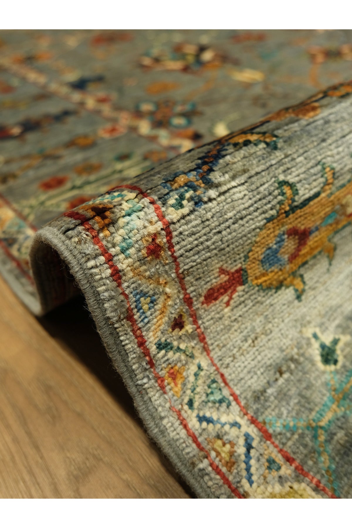 Sultani El Emeği Mavi Gri Desenli Saçaklı Anadolu Motifli Modern ve Geleneksel Salon Halısı - Gümüş