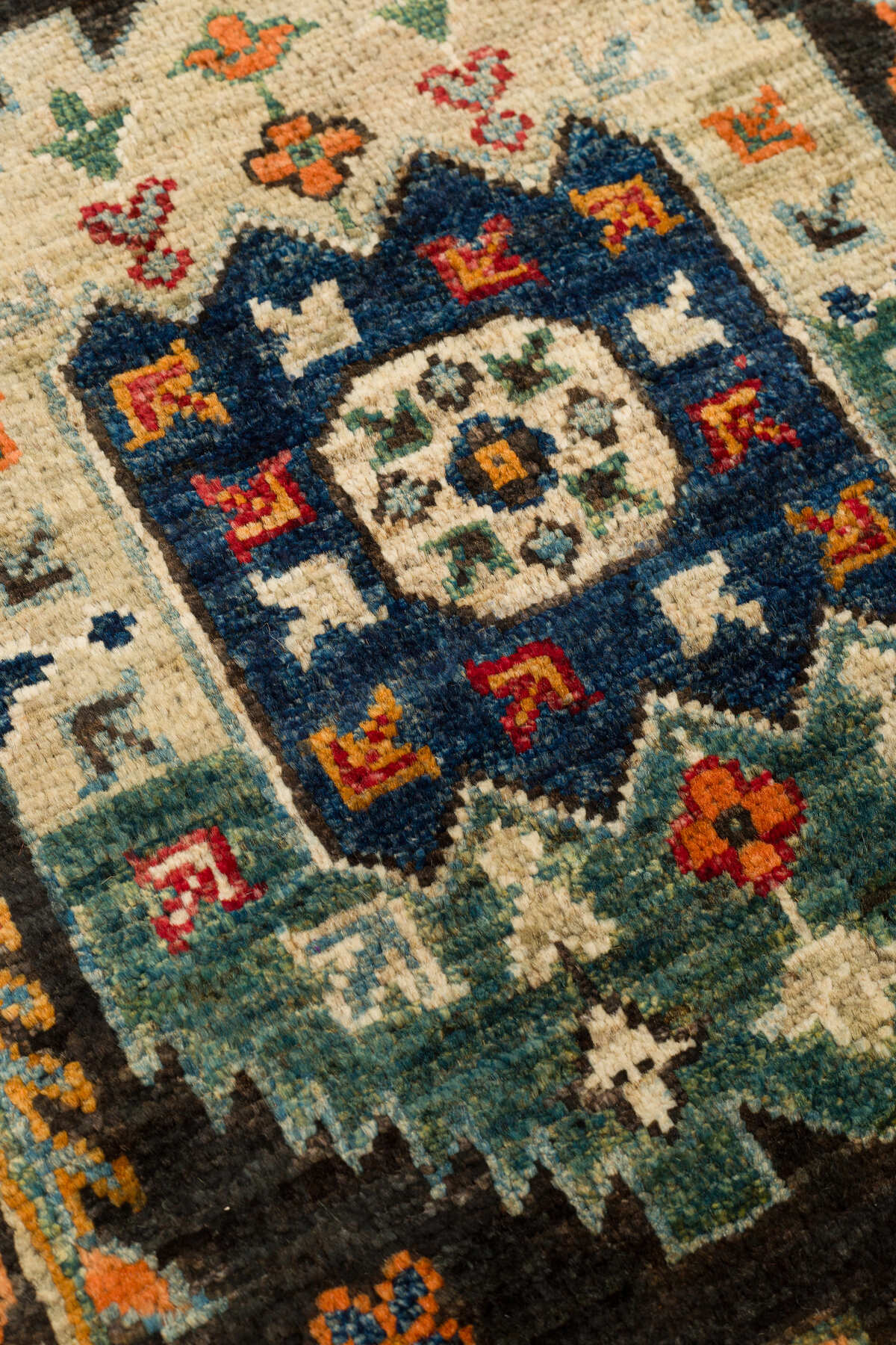 El Dokuma Siyah Geleneksel Etnik Madalyon Motifli Vintage Premium Dekoratif Salon Halısı