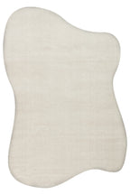 Vera Morfea Asymmetrical Light Grey Plain Rug, Non-shedding, Soft Touch, Modern and Stylish Living Room Rug - Light Grey