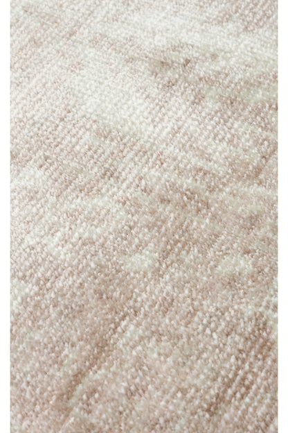 Atlas Serisi Açık Bej Etnik Uşak Desenli Saçaklı Lyocell Dokulu Özel Tezgah Salon Halısı