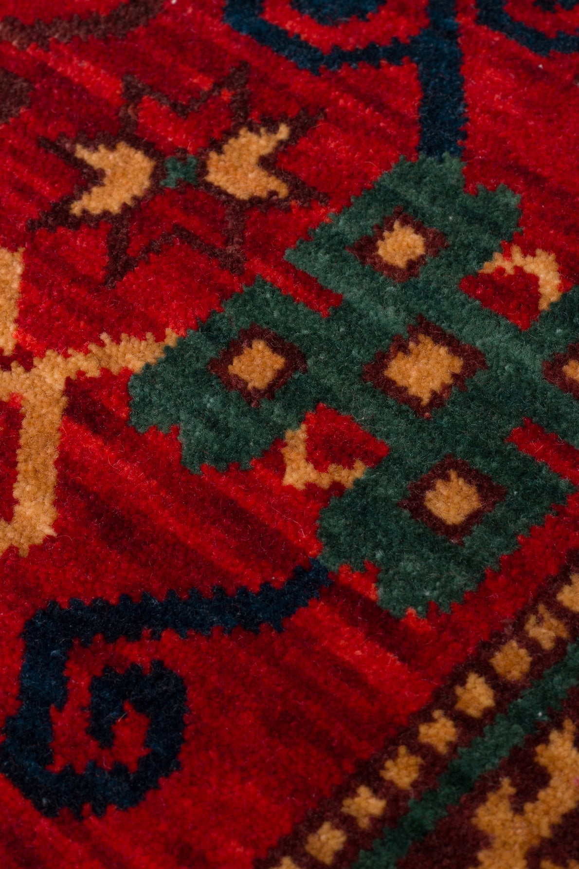 Rönesans El Emeği Etnik Motifli Vintage Kırmızı Yün Geleneksel Desenli Saçaklı Retro Salon Halısı