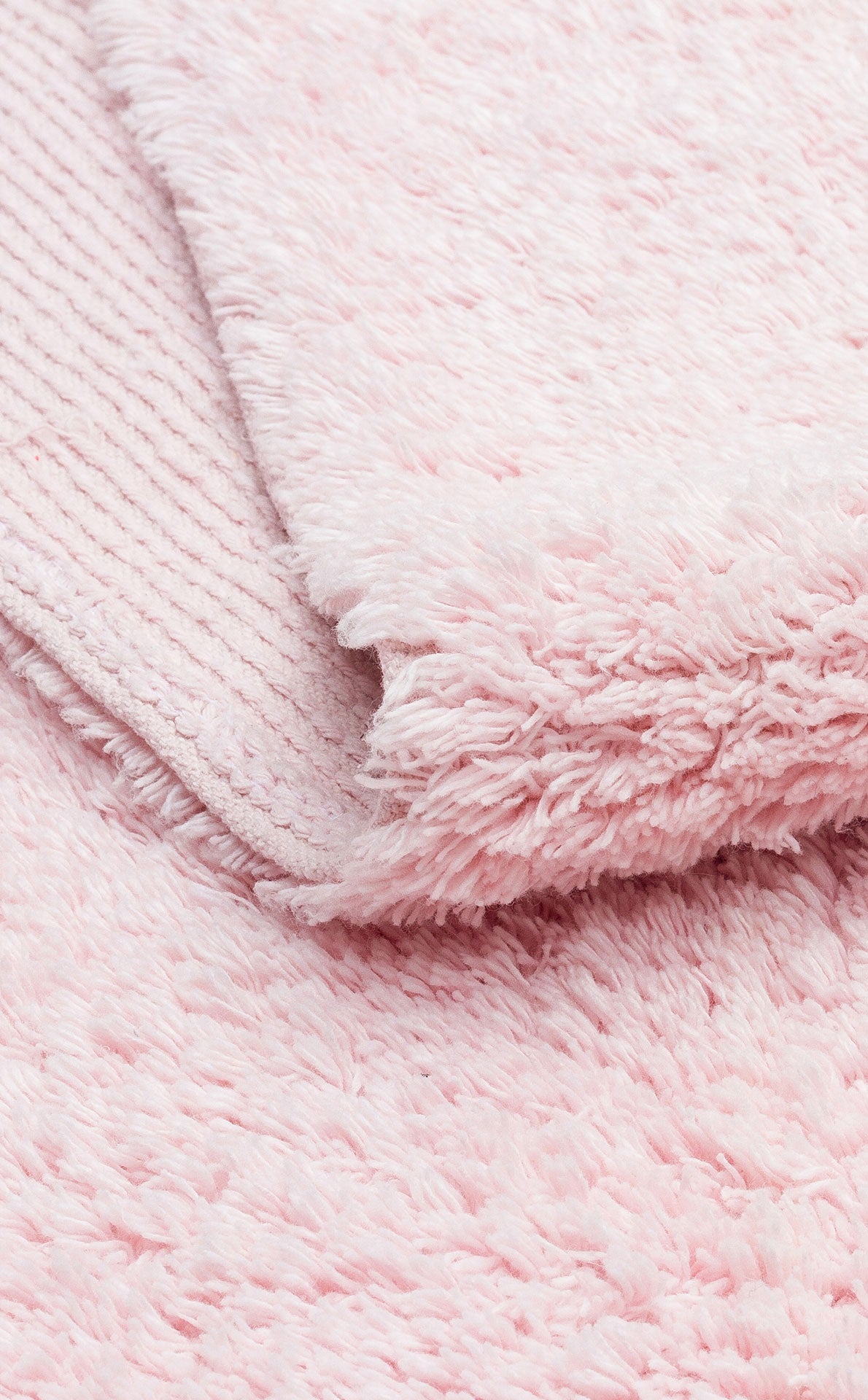 Bonny Düz Pembe Minimal Yıkanabilir Kaydırmaz Taban Yumuşak Yüzeyli Çocuk Odası Halısı - Bordo