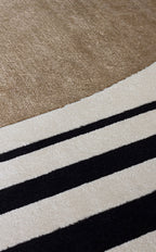 Riviera Modern Asimetrik Geometrik Desenli Krem Siyah Altın Rengi Viskon Polyester Şık Salon Halısı