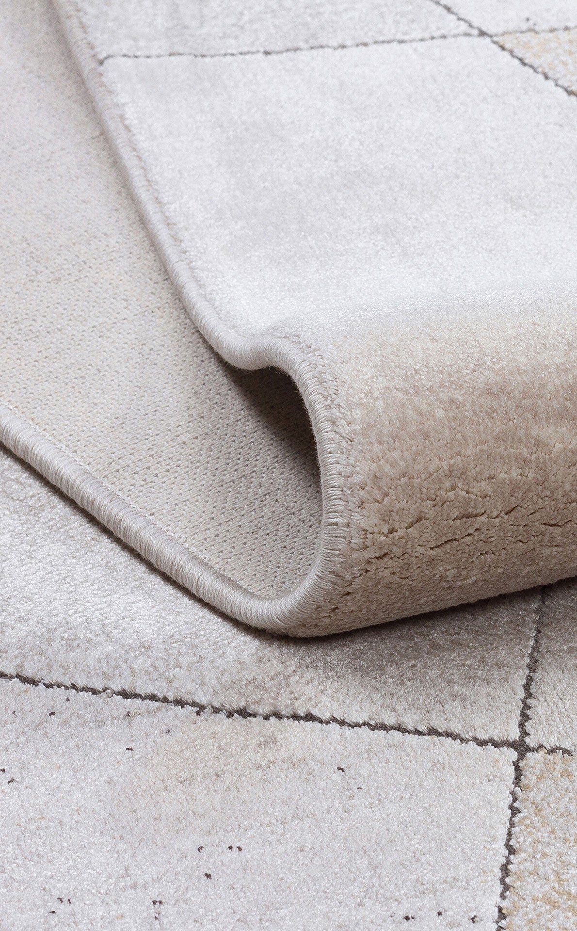 Riviera Modern Geometrik Desenli Vizon Krem Viskon Polyester Minimal Şık Yatak Odası Salon Halısı