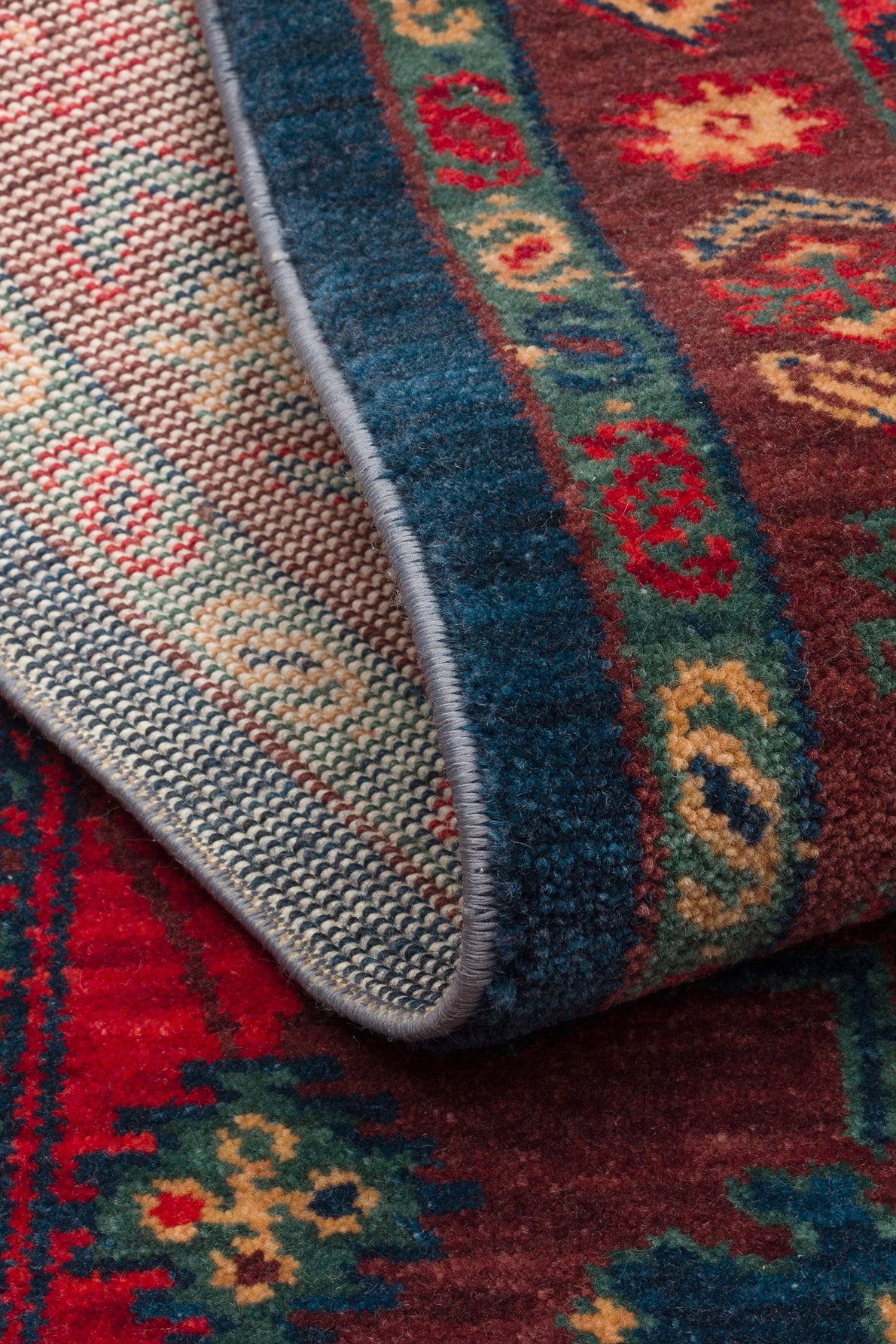 Rönesans El Emeği Etnik Desenli Kırmızı Çok Renkli Yün Saçaklı Anadolu Motifli Otantik Salon Halısı