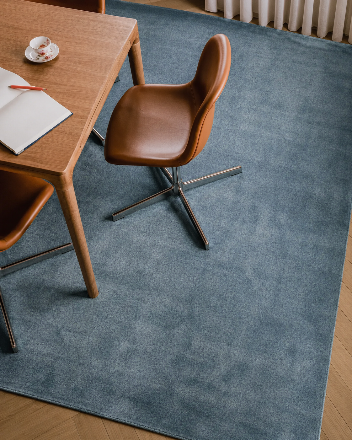 Luma Mavi Tek Renk Sade Saf Bambu Doğal Malzeme Halı Minimalist Parlak Modern Lüks Salon Halısı - Mavi