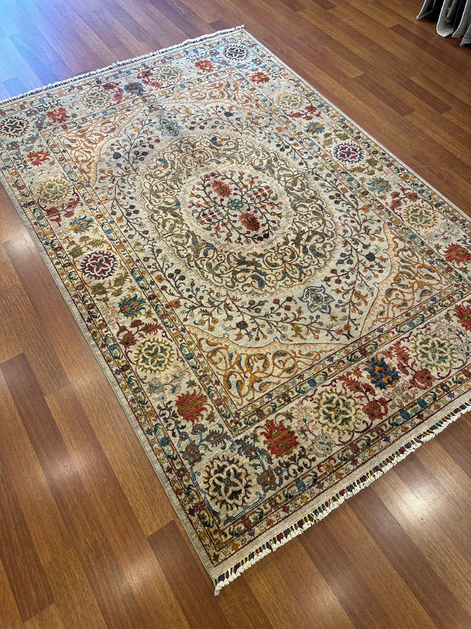 Orijinal İran Halısı – El Dokuma Sultani, Klasik Desenli, Lüks Salon Halısı - Krem