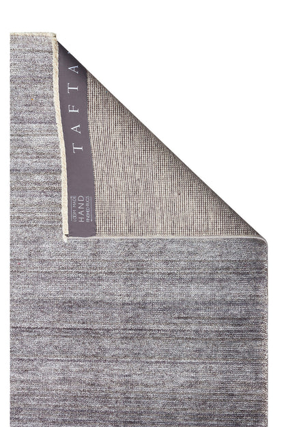 Atlas Serisi Antrasit Minimal Düz Saçaklı Lyocell Dokulu Özel Tezgah Salon Halısı