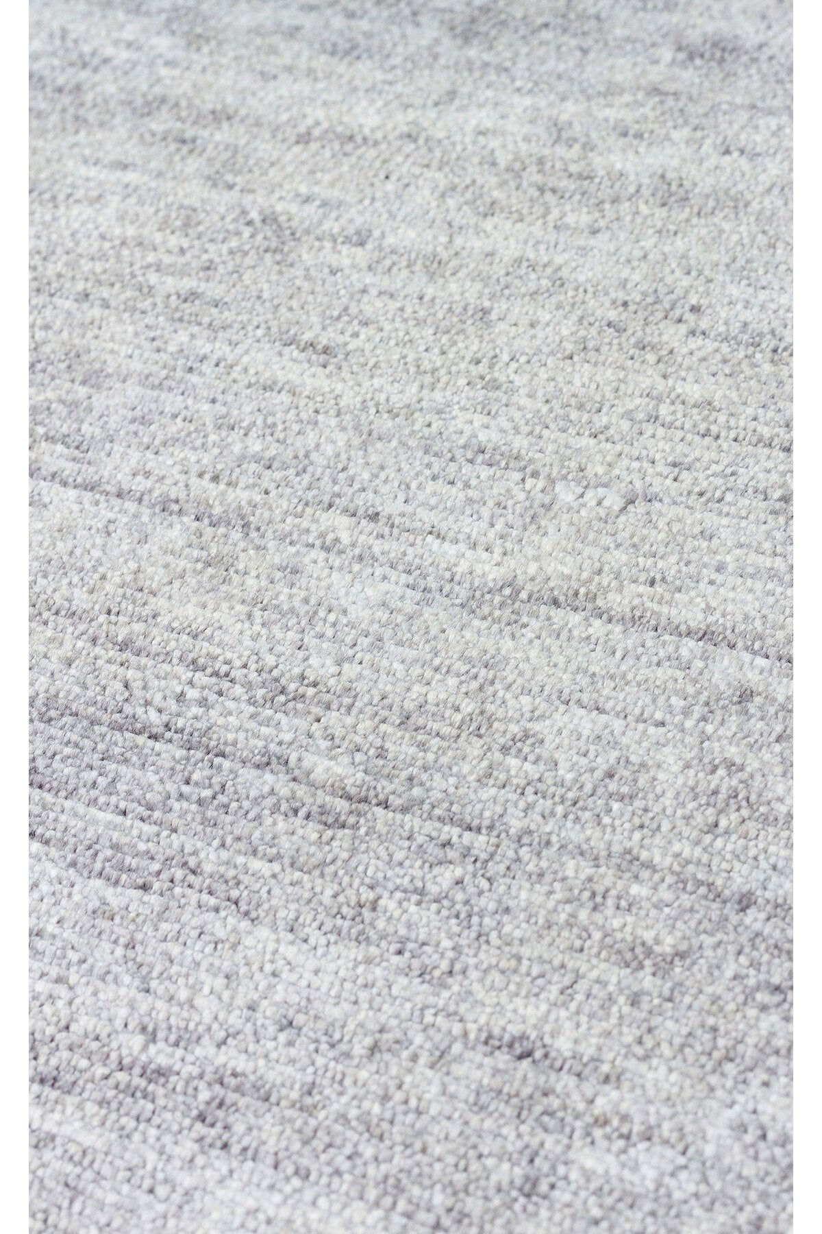 Atlas Serisi Halı Açık Gri Minimal Saçaklı Lyocell Dokulu Özel Tezgah Salon Halısı