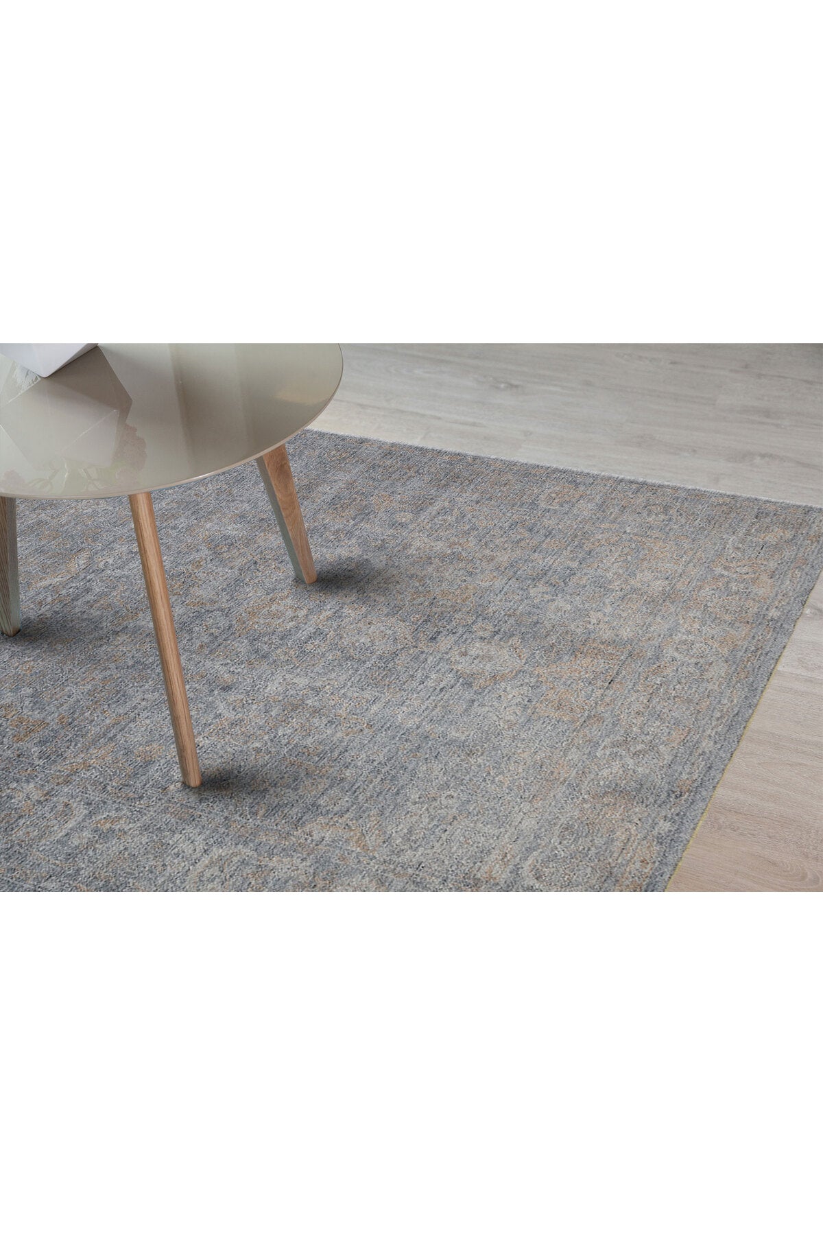 Atlas Serisi Halı Gri Bronze Uşak Desen Saçaklı Lyocell Dokulu Özel Tezgah Salon Halısı