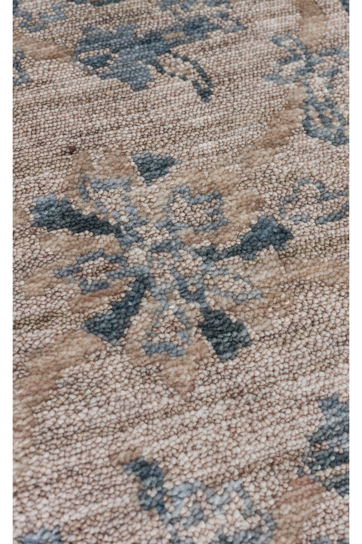 Atlas Serisi Halı Vizon Mavi Uşak Desen Saçaklı Lyocell Dokulu Özel Tezgah Salon Halısı