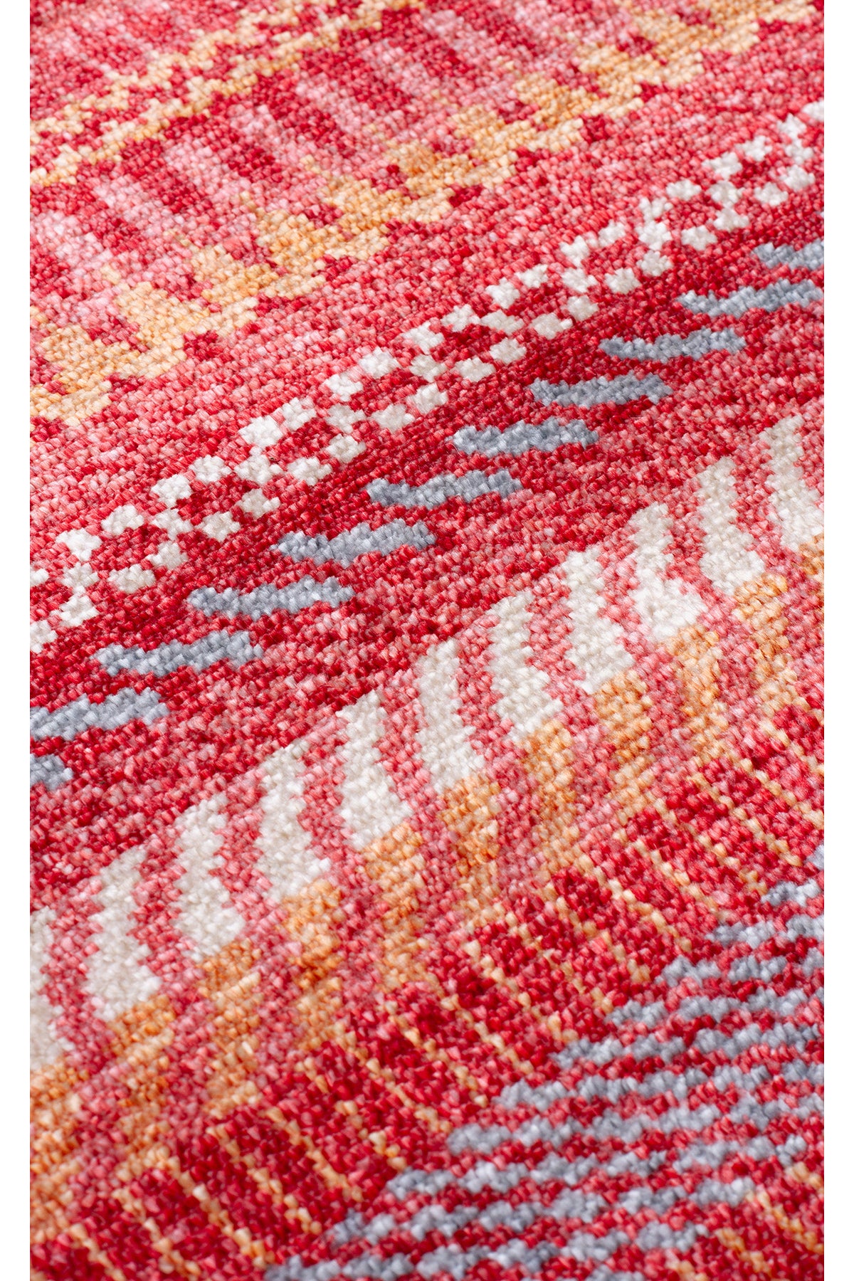 Efsun El Emeği Kırmızı Etnik Çizgili Desen Lyocell Özel Tezgah Saçaklı Salon Halısı