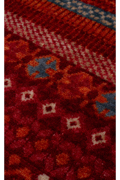 Efsun El Emeği Kırmızı Etnik Çizgili Desen Lyocell Özel Tezgah Saçaklı Salon Halısı