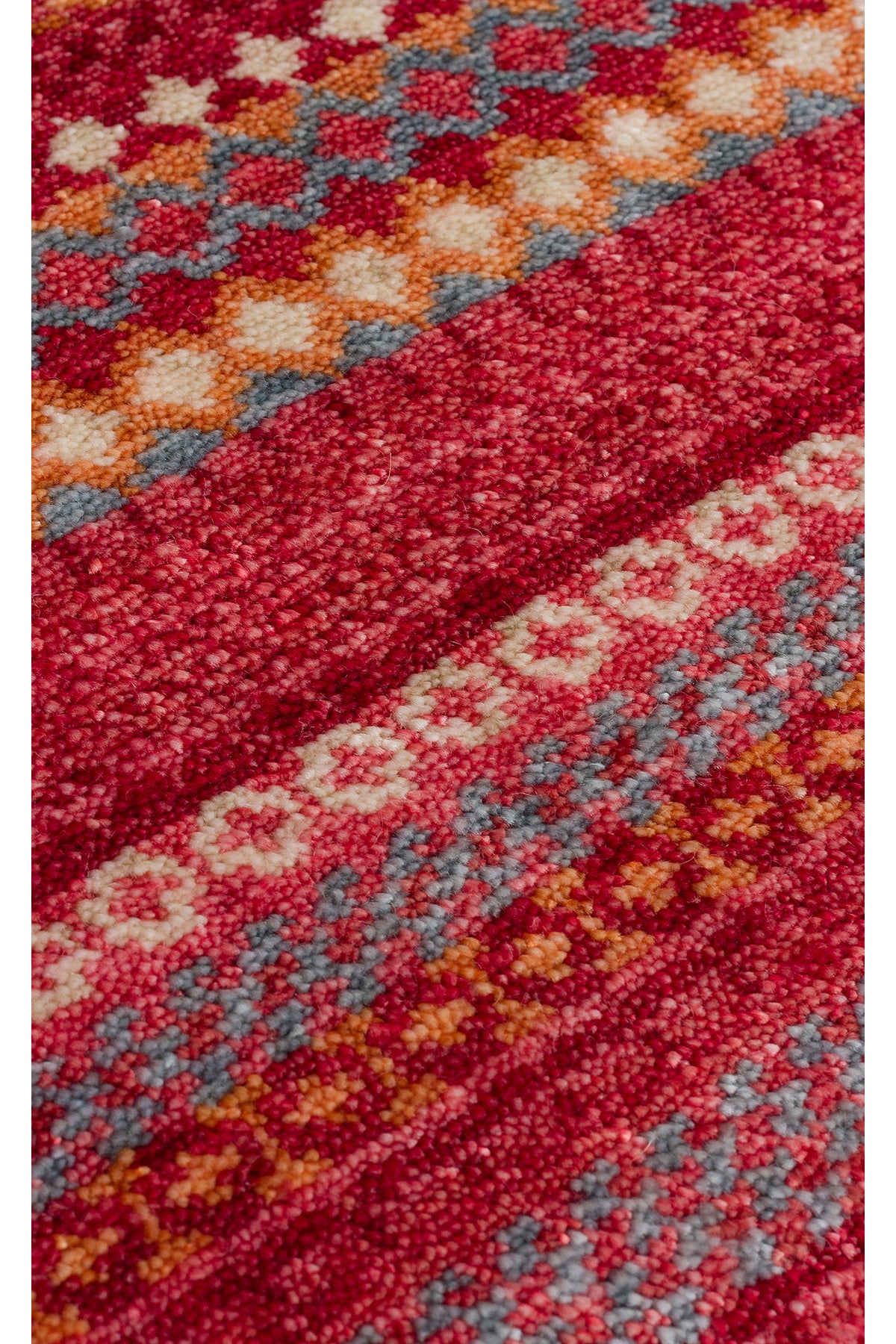 Efsun El Emeği Kırmızı Etnik Geometrik Desenli Lyocell Özel Tezgah Saçaklı Salon Halısı