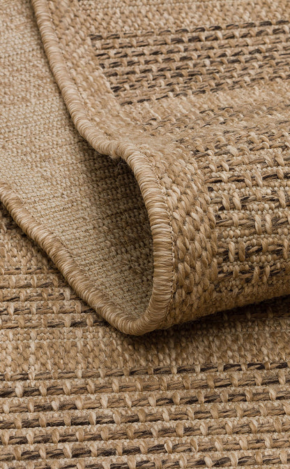 Sunlight and Water Resistant Sisal Jute Wicker Carpet with Natural Jute Appearance Suitable for Garden Use