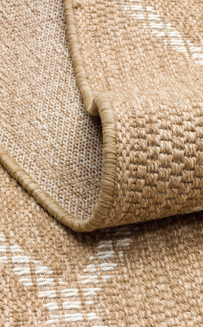 Sunlight and Water Resistant Sisal Jute Wicker Carpet with Natural Jute Appearance Suitable for Garden Use