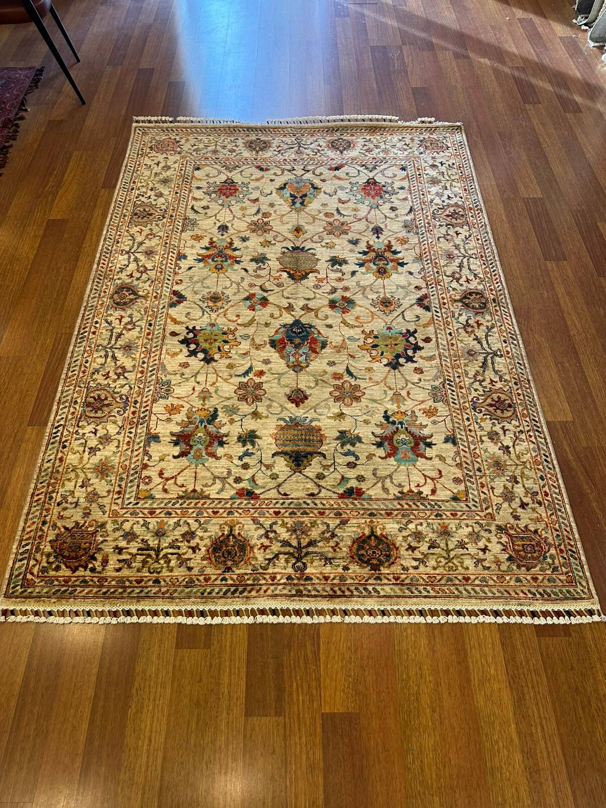 El Dokuma Sultani Motifli Oryantal Desenli Vintage Premium Dekoratif Salon Halısı - Bej