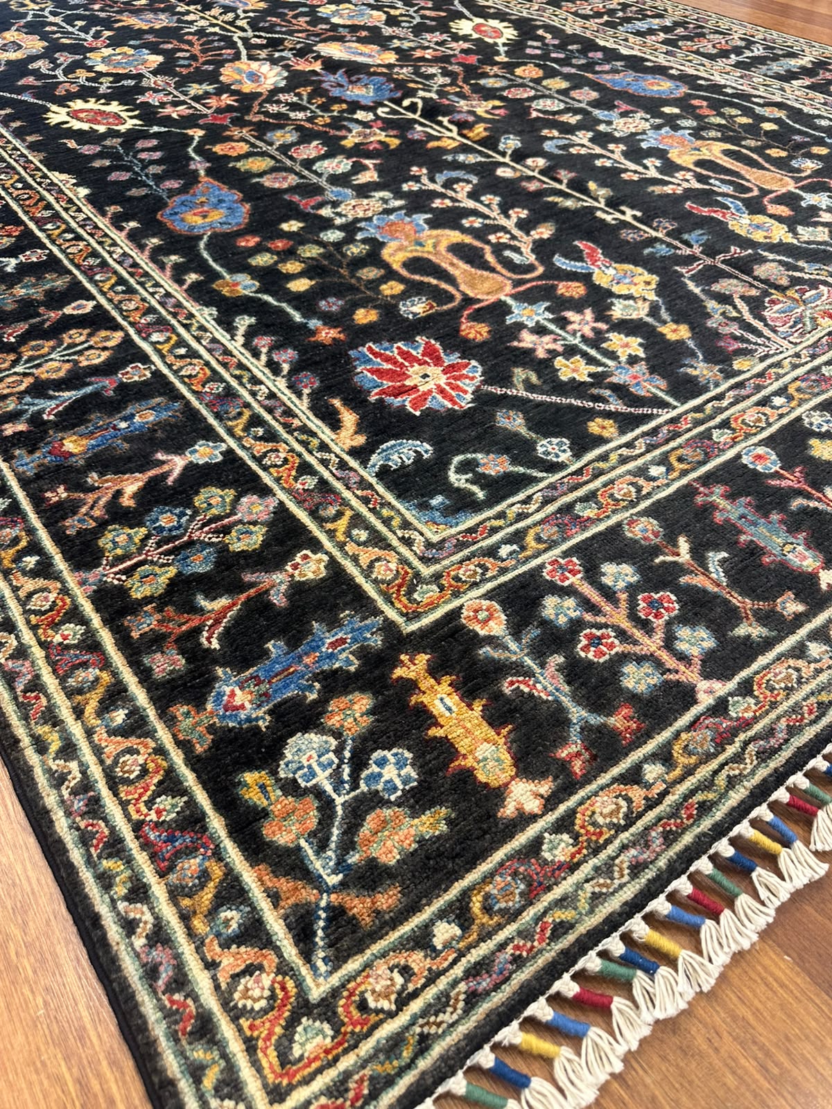 Sultani Siyah El Dokuma Halı Geleneksel Anadolu Desenli Vintage Dekoratif Yün Salon Halısı - Siyah